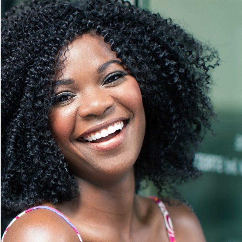 smile, happy, people-2072907.jpg