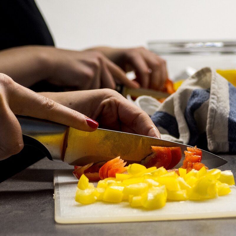 woman hands, cutting vegetables, cooking-1207952.jpg